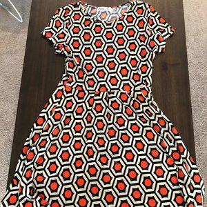 Honeycomb pattern dress
